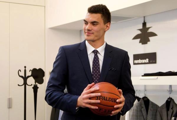 Steven Adams